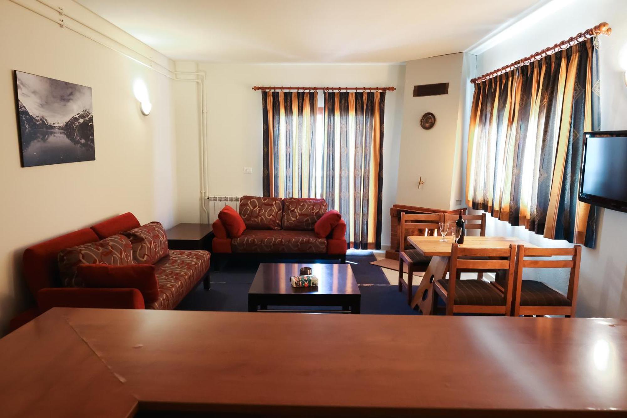 L'Escale Du Mzaar Apartment Fārayyā Стая снимка
